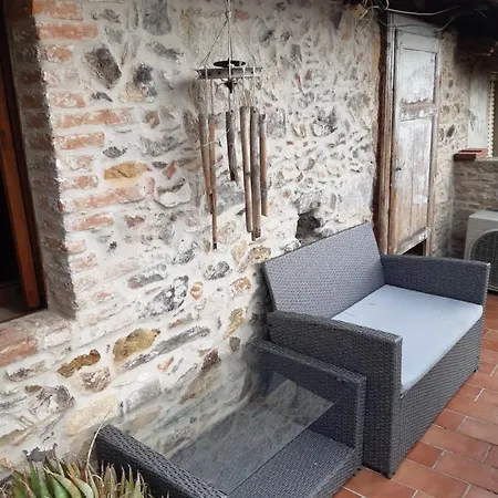 Farma Attic With Balcony At Del Capo