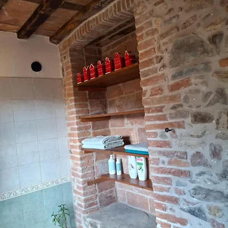 Farma Attic With Balcony At Del Capo Capannori