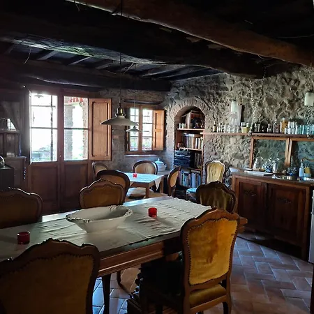 Farma Attic With Balcony At Del Capo Capannori