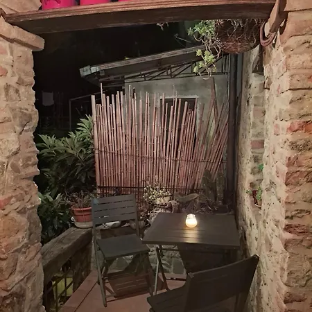 Attic With Balcony At Del Capo * Capannori