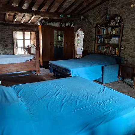 Attic With Balcony At Del Capo Capannori