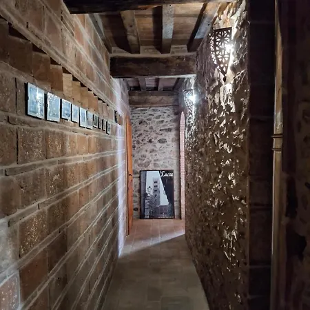 Attic With Balcony At Del Capo Farma Capannori