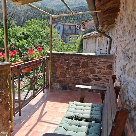 Bauernhof Attic With Balcony At Del Capo *